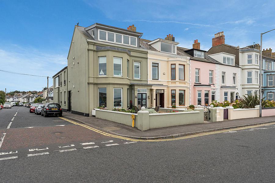 2d Godfrey Avenue