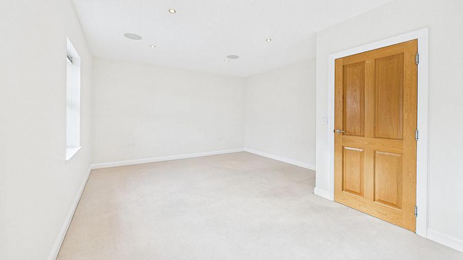 6 Glenview Court
