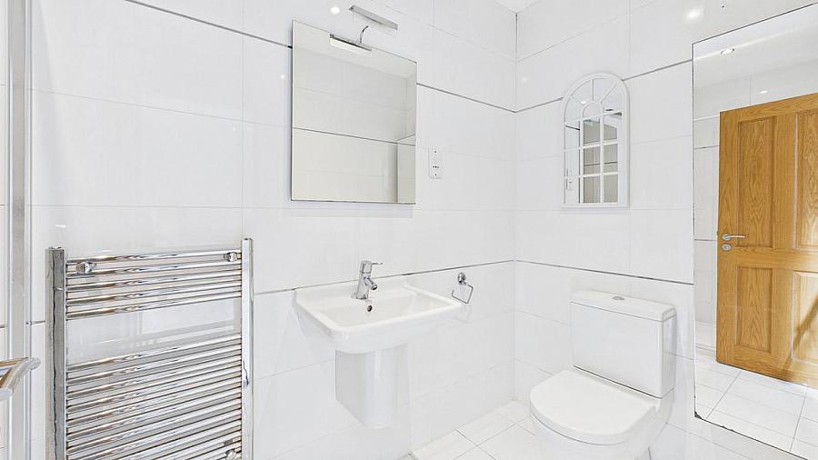 6 Glenview Court