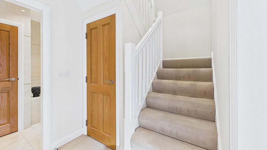 6 Glenview Court