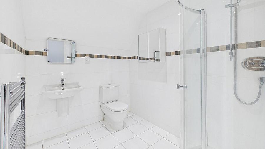 6 Glenview Court