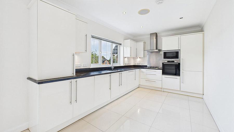 6 Glenview Court