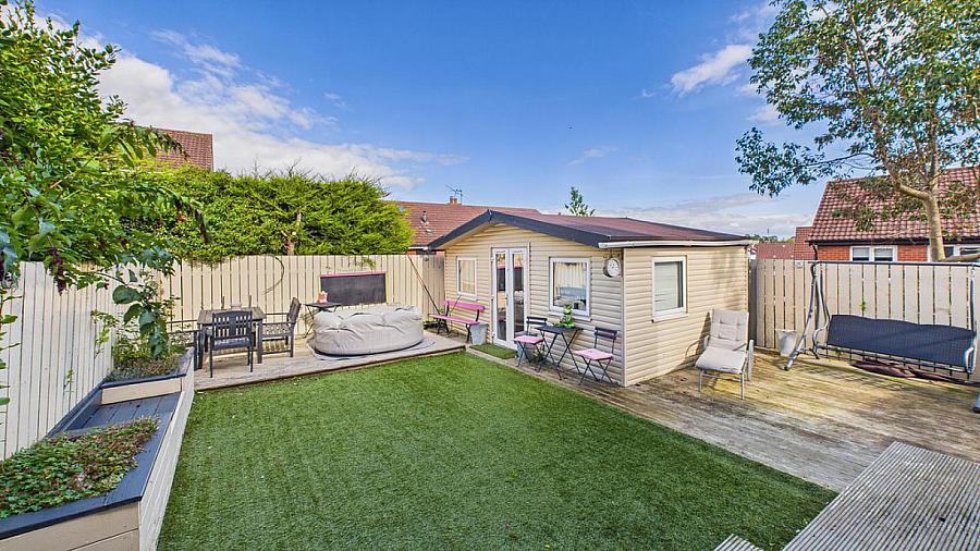 47 Carlton Heights