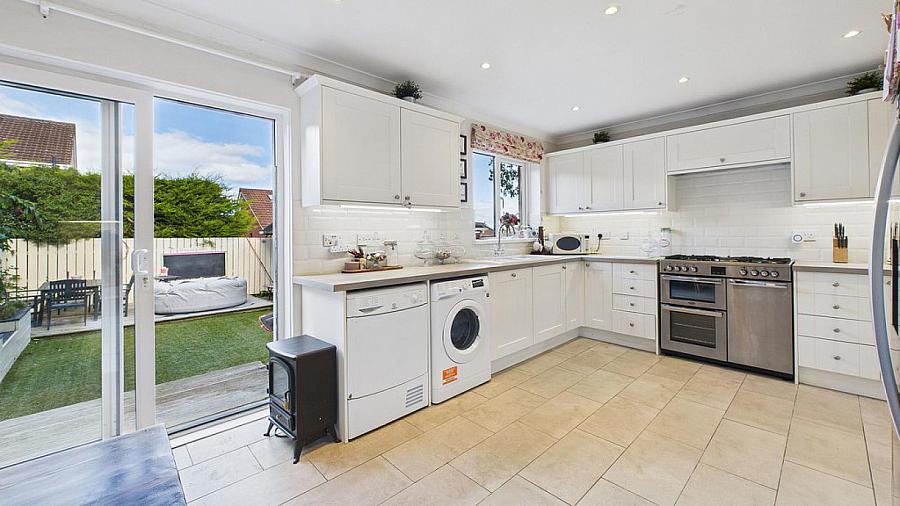 47 Carlton Heights 47 Carlton Heights