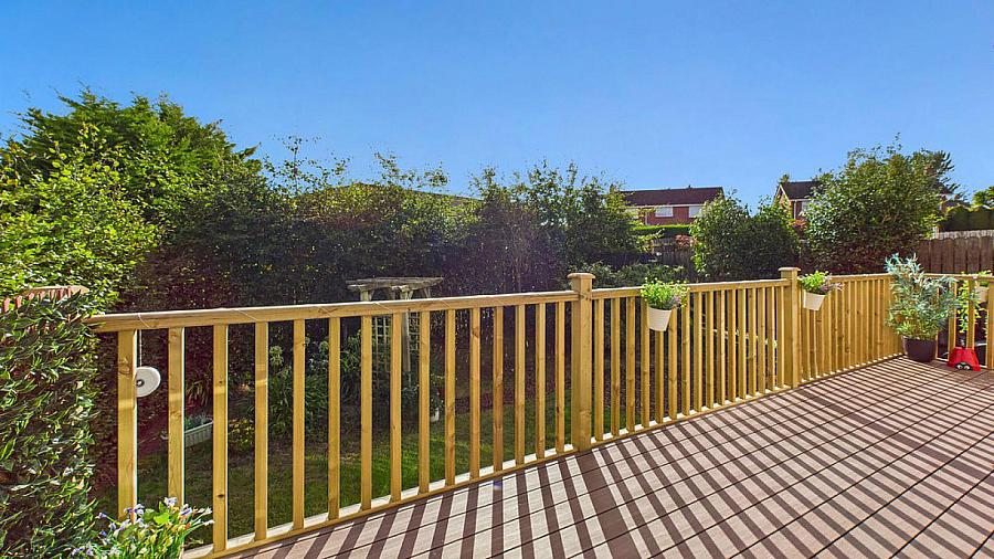 91 Thornleigh Gardens