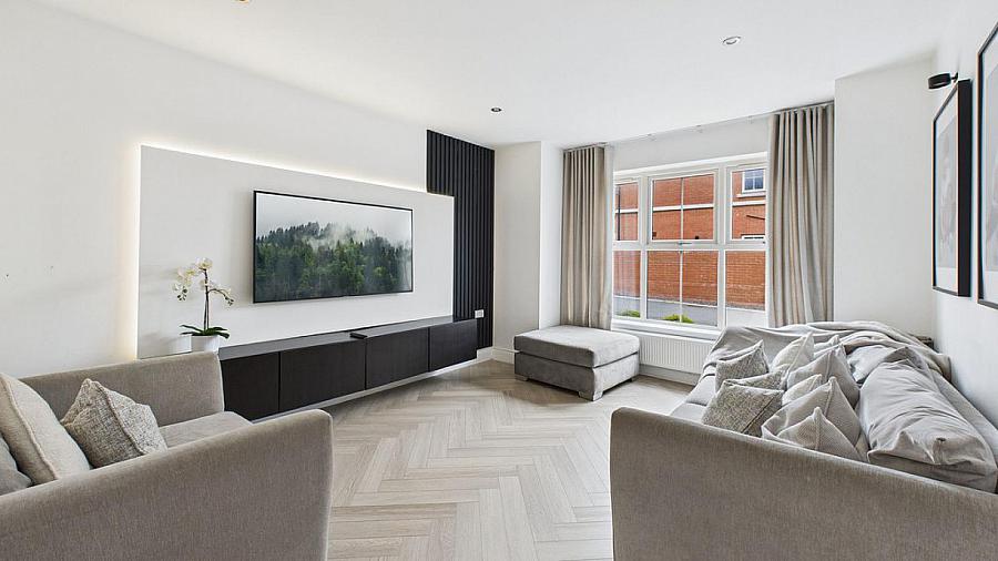 32 Lynn Hall Place