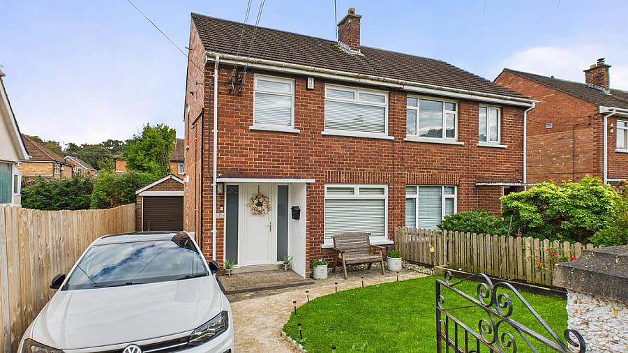 7 Abbey Drive