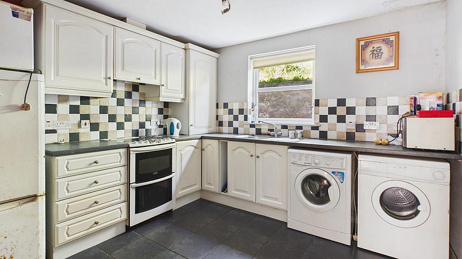 26 Marquis Manor