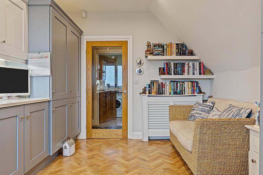 Apartment 15, 4 Princetown Avenue