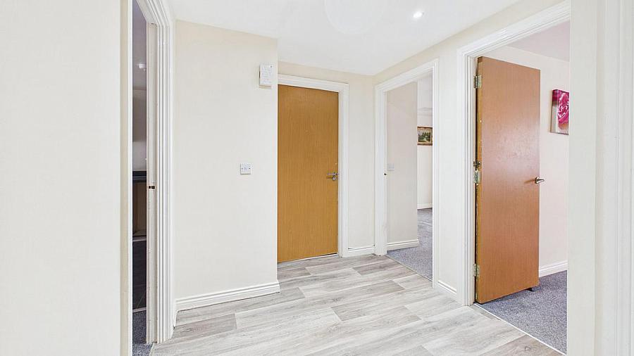 16 Upritchard Gardens