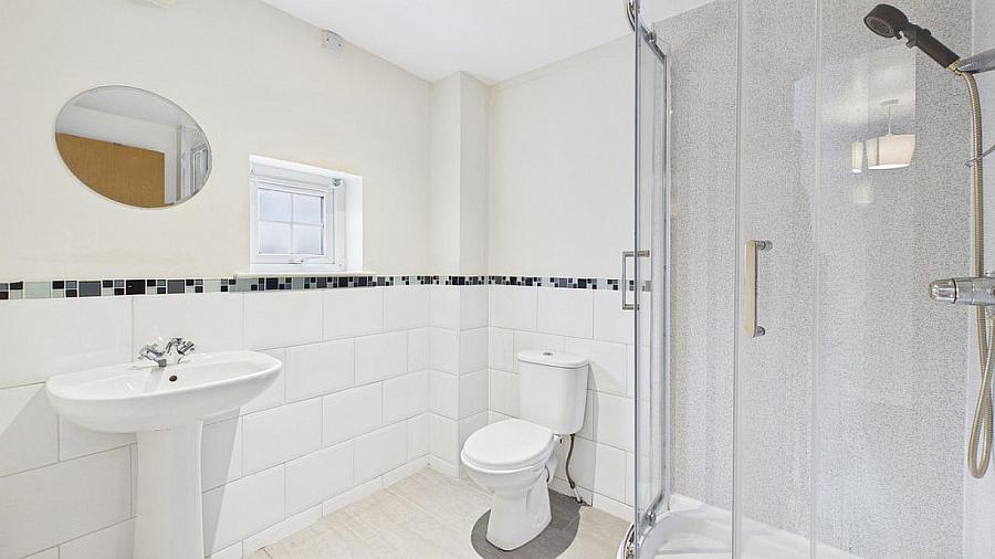 16 Upritchard Gardens