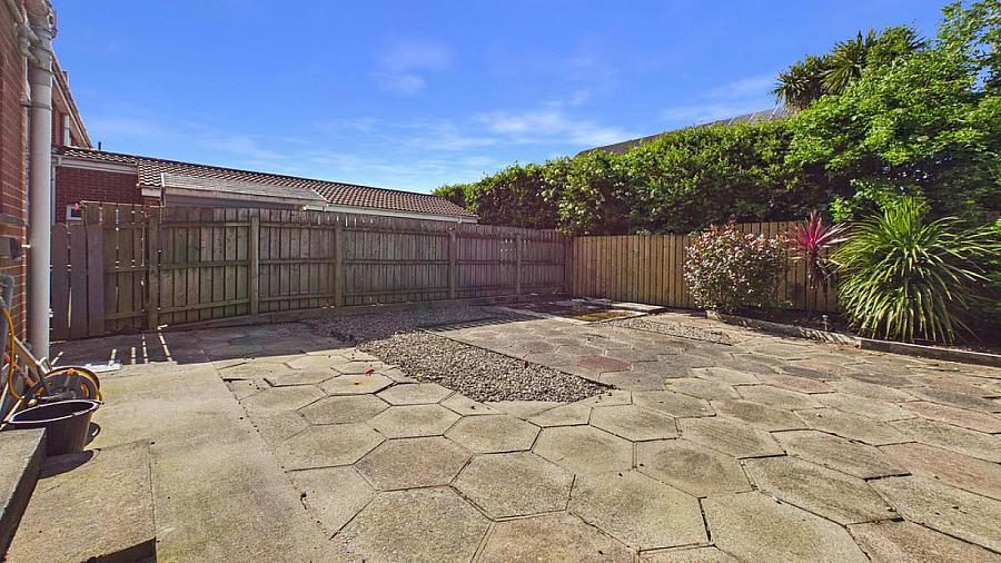 10 Brookvale Avenue