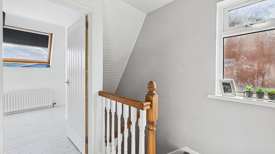 10 Brookvale Avenue