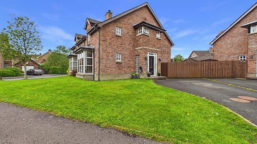10 Wyndell Park