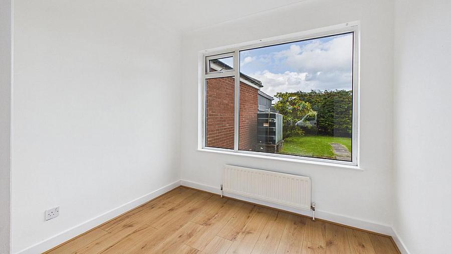17 Grange Park