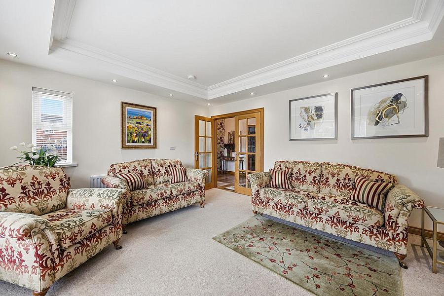 12 Ballycrochan Avenue