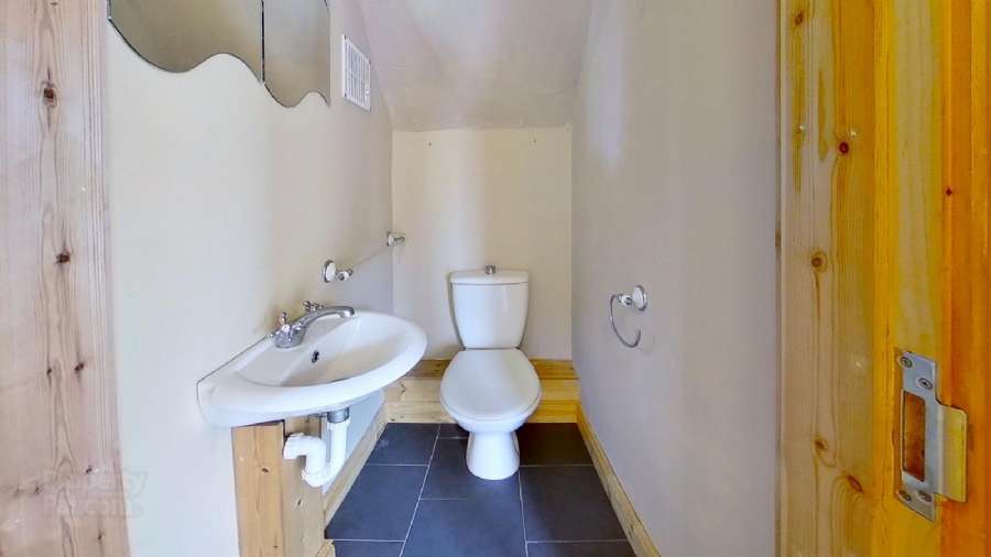 35 Loughview Gardens 35 Loughview Gardens