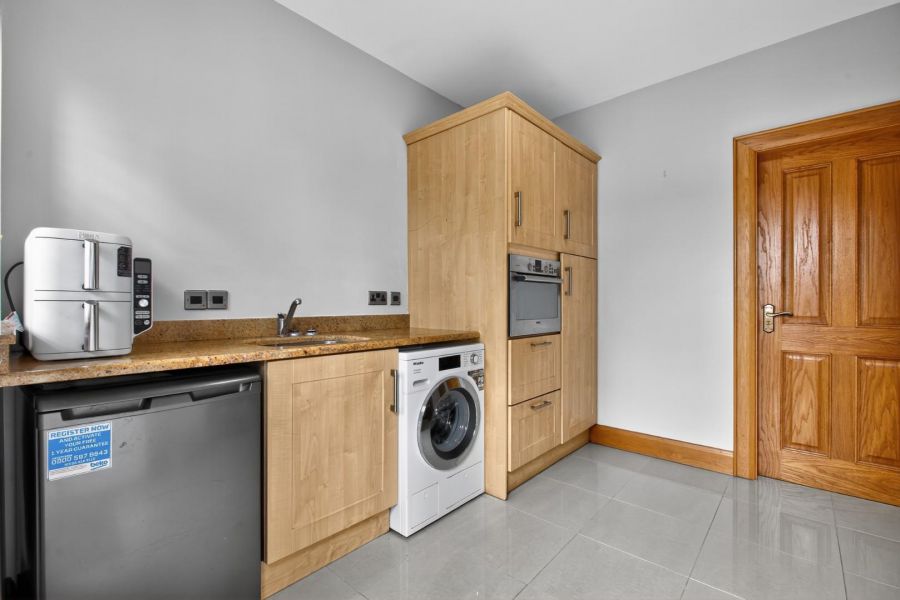 12 Ballyleagry Road
