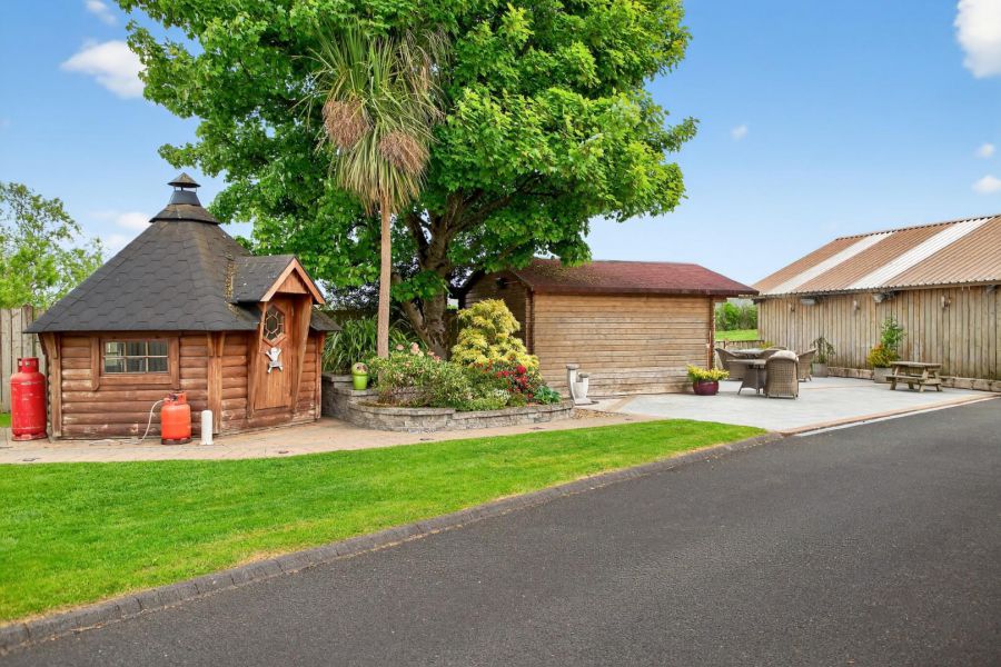 12 Ballyleagry Road