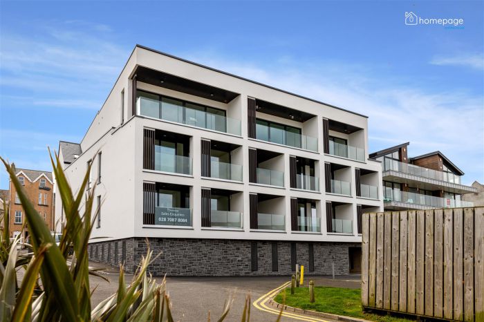 Top Floor The Tides
