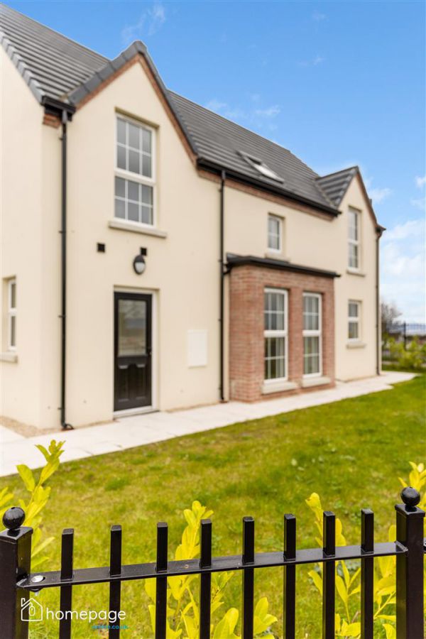 1 Clooney Mews