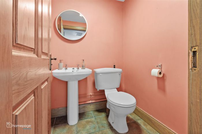 42 Lower Ballyartan Road