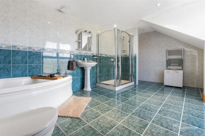 42 Lower Ballyartan Road