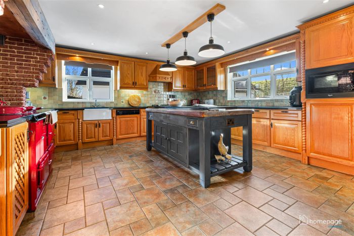 42 Lower Ballyartan Road