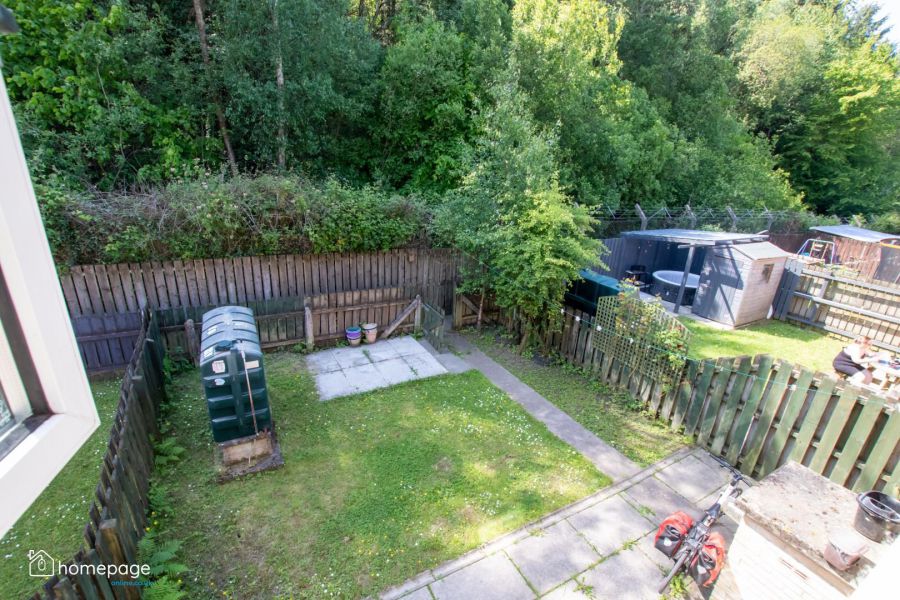 36 Shackleton Crescent