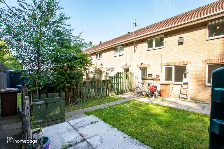 36 Shackleton Crescent