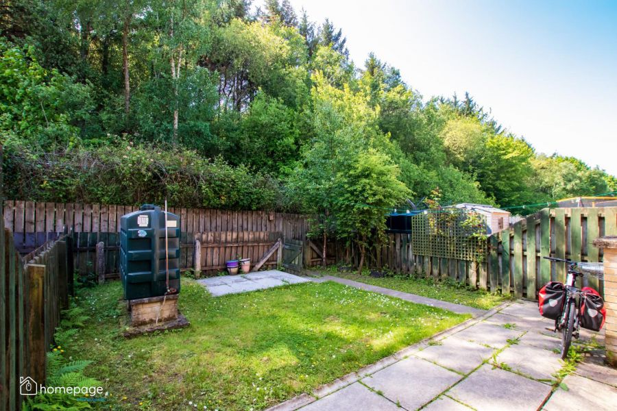36 Shackleton Crescent
