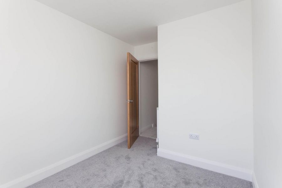 HT H, The Agnes Camowen Avenue