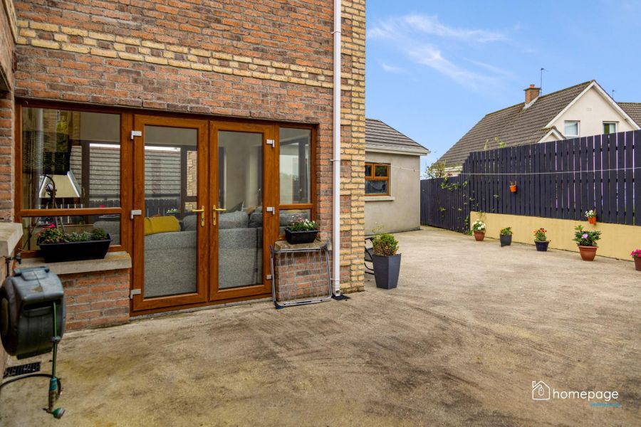24 Briar Hill