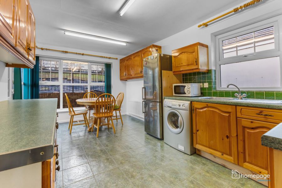18 Grangewood Court