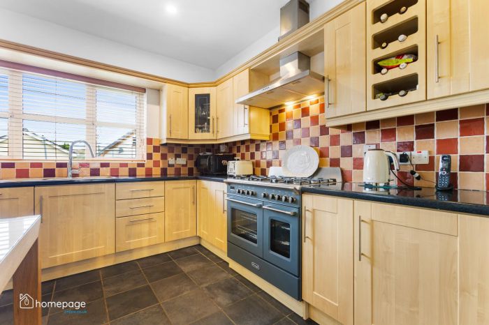 46 Riverview