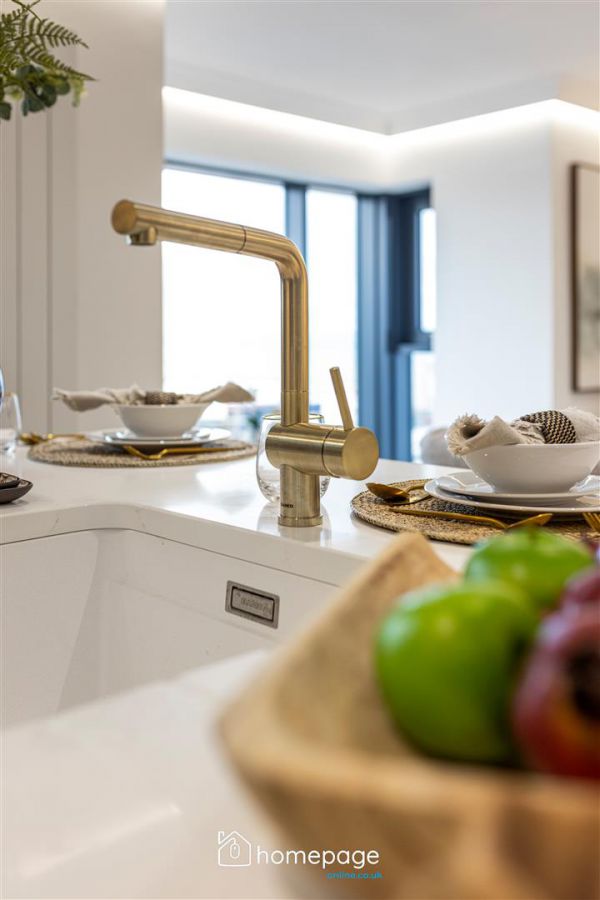 Apartment 5 , 6 Kerr Street