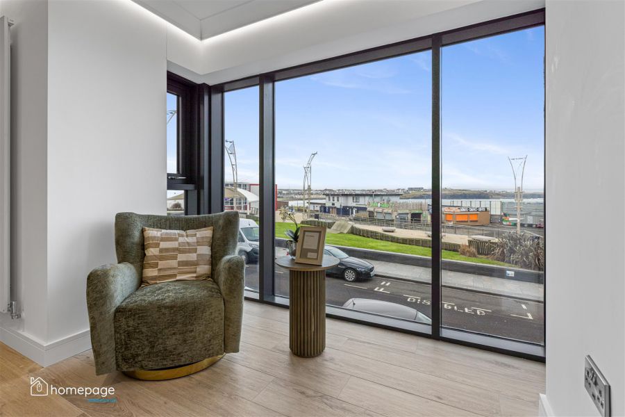 Apartment 5 , 6 Kerr Street