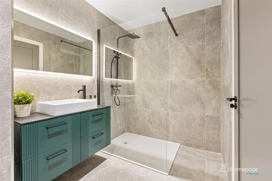 Apartment 5 , 6 Kerr Street