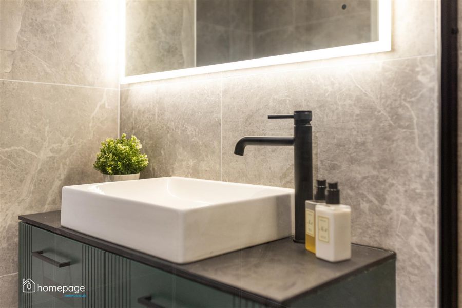 Apartment 5 , 6 Kerr Street