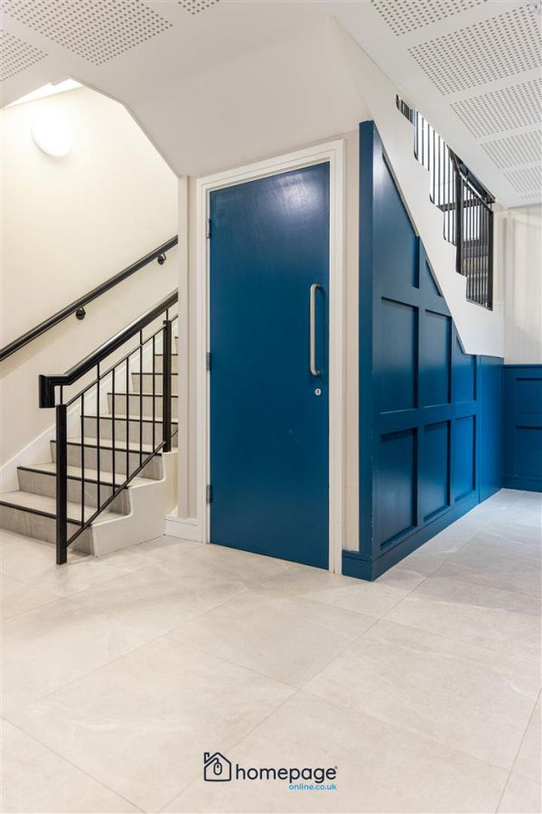 Apartment 5 , 6 Kerr Street