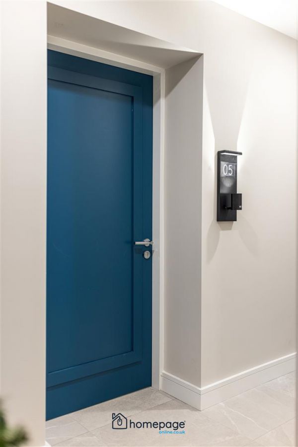 Apartment 5 , 6 Kerr Street