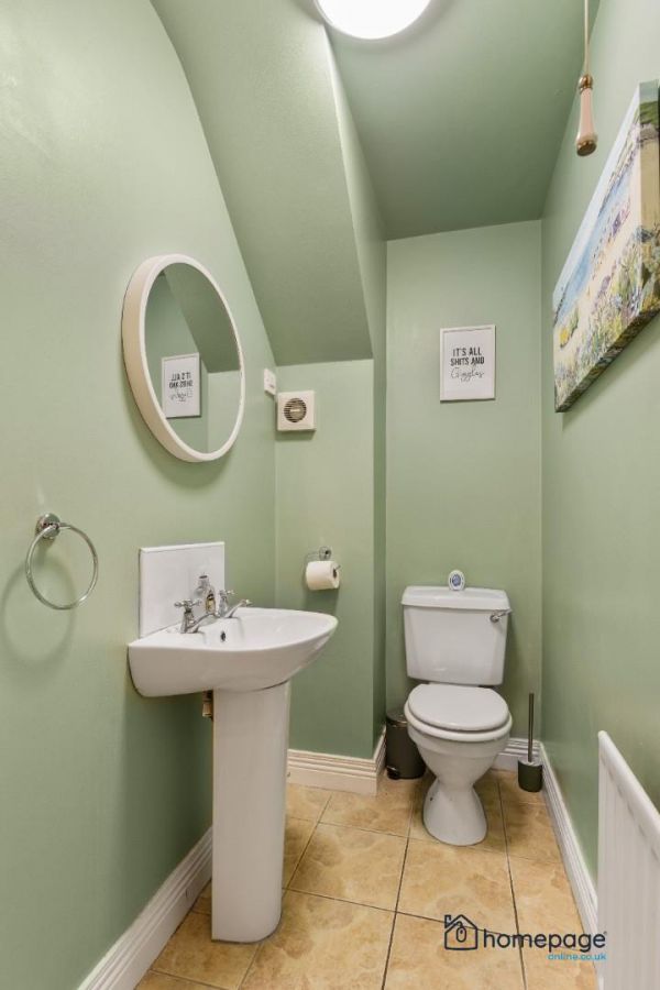 16 Summer Meadow Mews