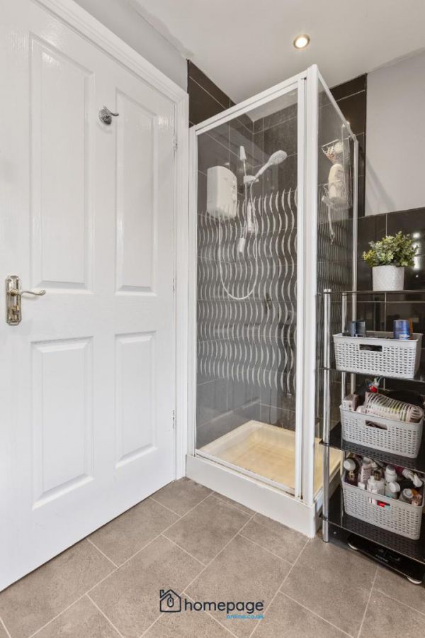 16 Summer Meadow Mews