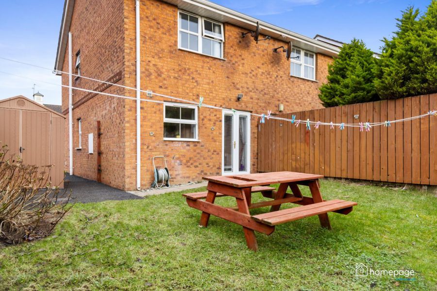 16 Summer Meadow Mews