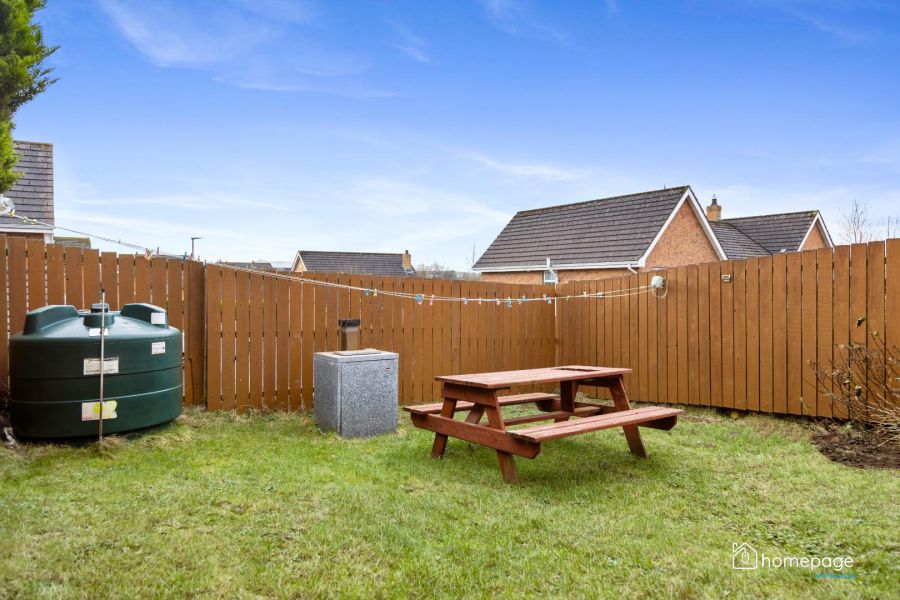 16 Summer Meadow Mews