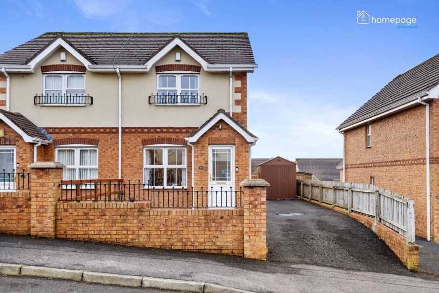 16 Summer Meadow Mews