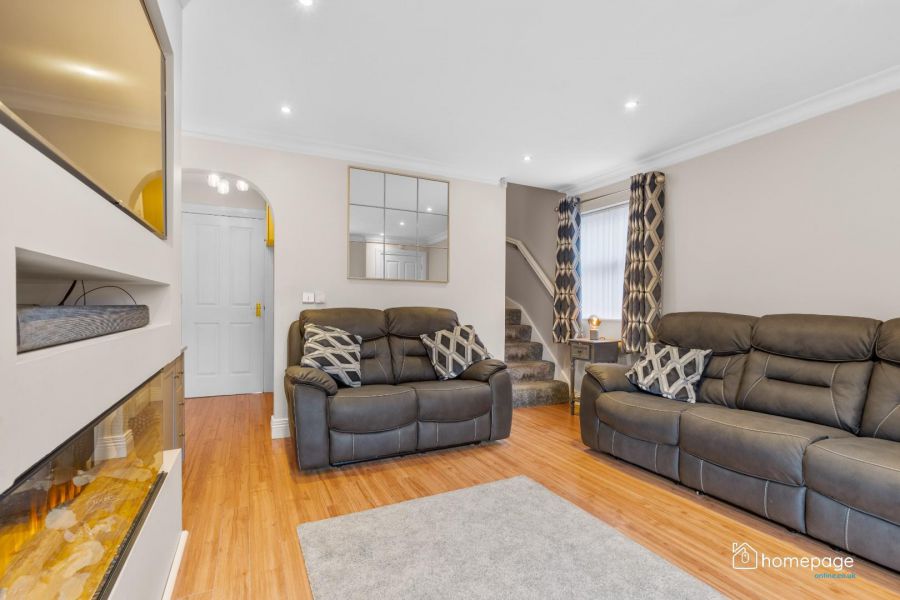 16 Summer Meadow Mews