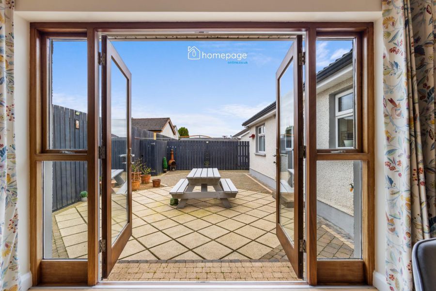 38 Rose Park
