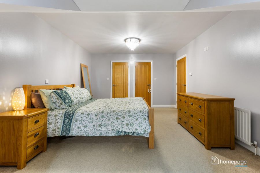 38 Rose Park