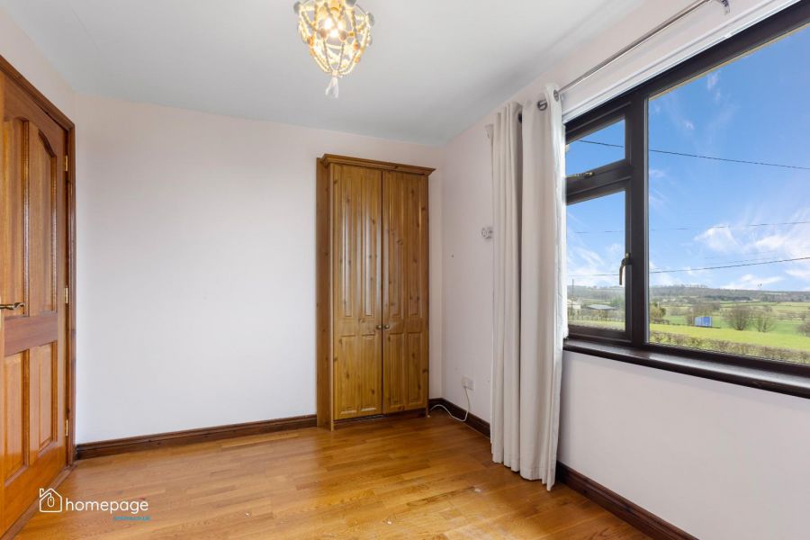 18 Knockard Park